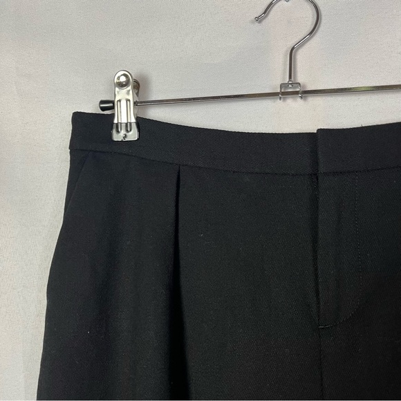 Club Monaco Black Straight Leg Cropped Pants 2 - Picture 4 of 4